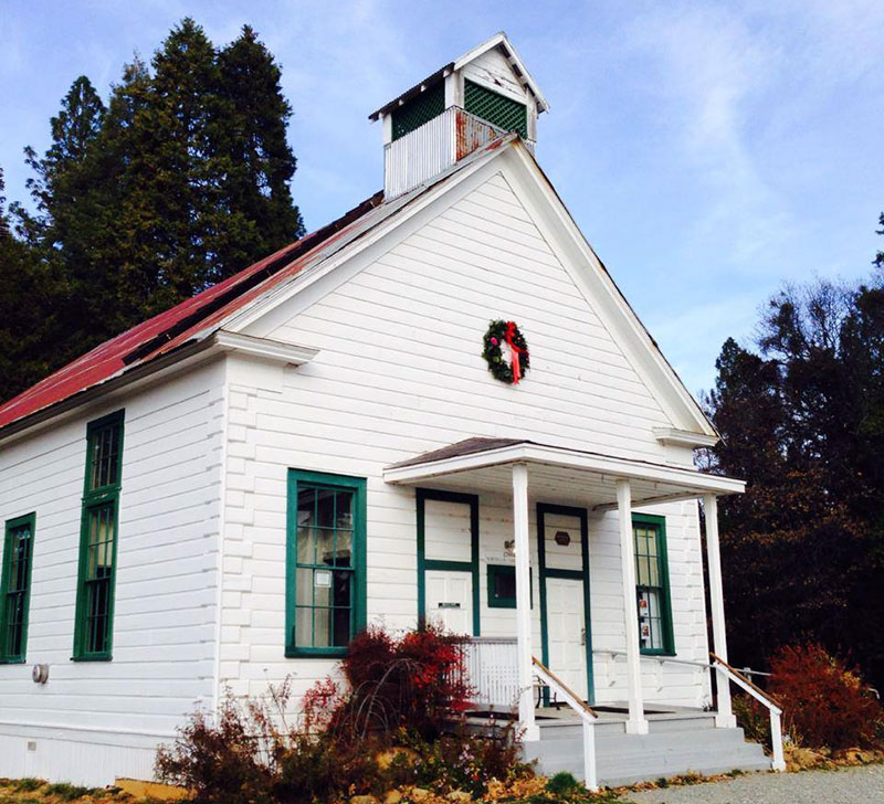 schoolhouse with wreath